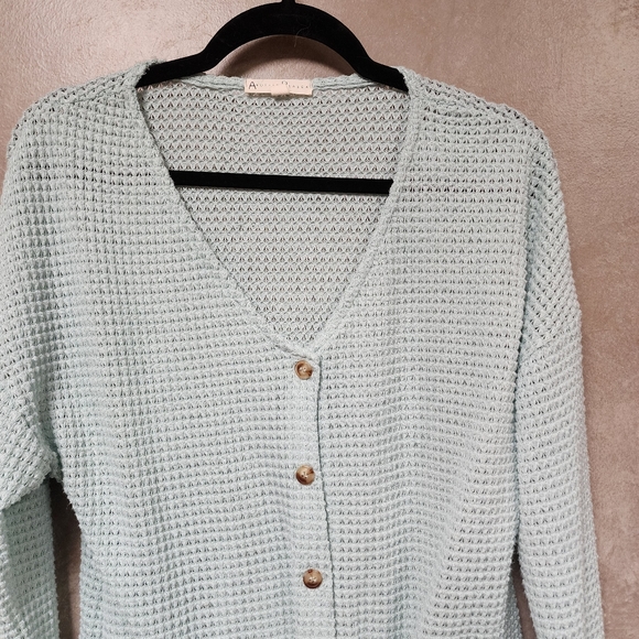 Another Reasons Long Sleeves Button Front Knit Sweater With Bottom Tie Sz Large - Picture 2 of 9